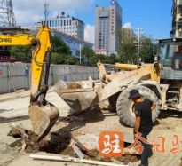 10款成品短视频app下载安装高温下的坚守｜道路建设者用汗水铺就畅通路